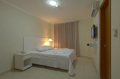 קויאבה Skala Traveling Hotel מראה חיצוני תמונה