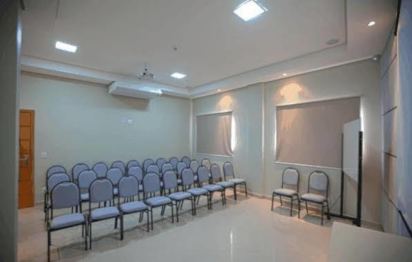 קויאבה Skala Traveling Hotel מראה חיצוני תמונה